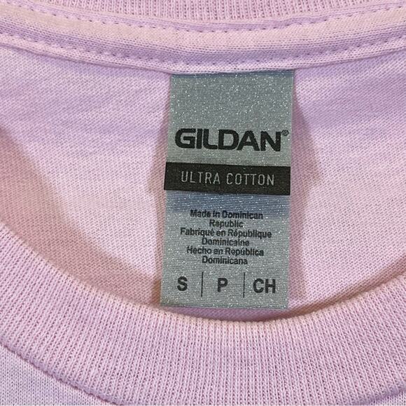 Gildan, Funny Graphic T-Shirt. Size Small. In pristine condition! - Picture 3 of 5